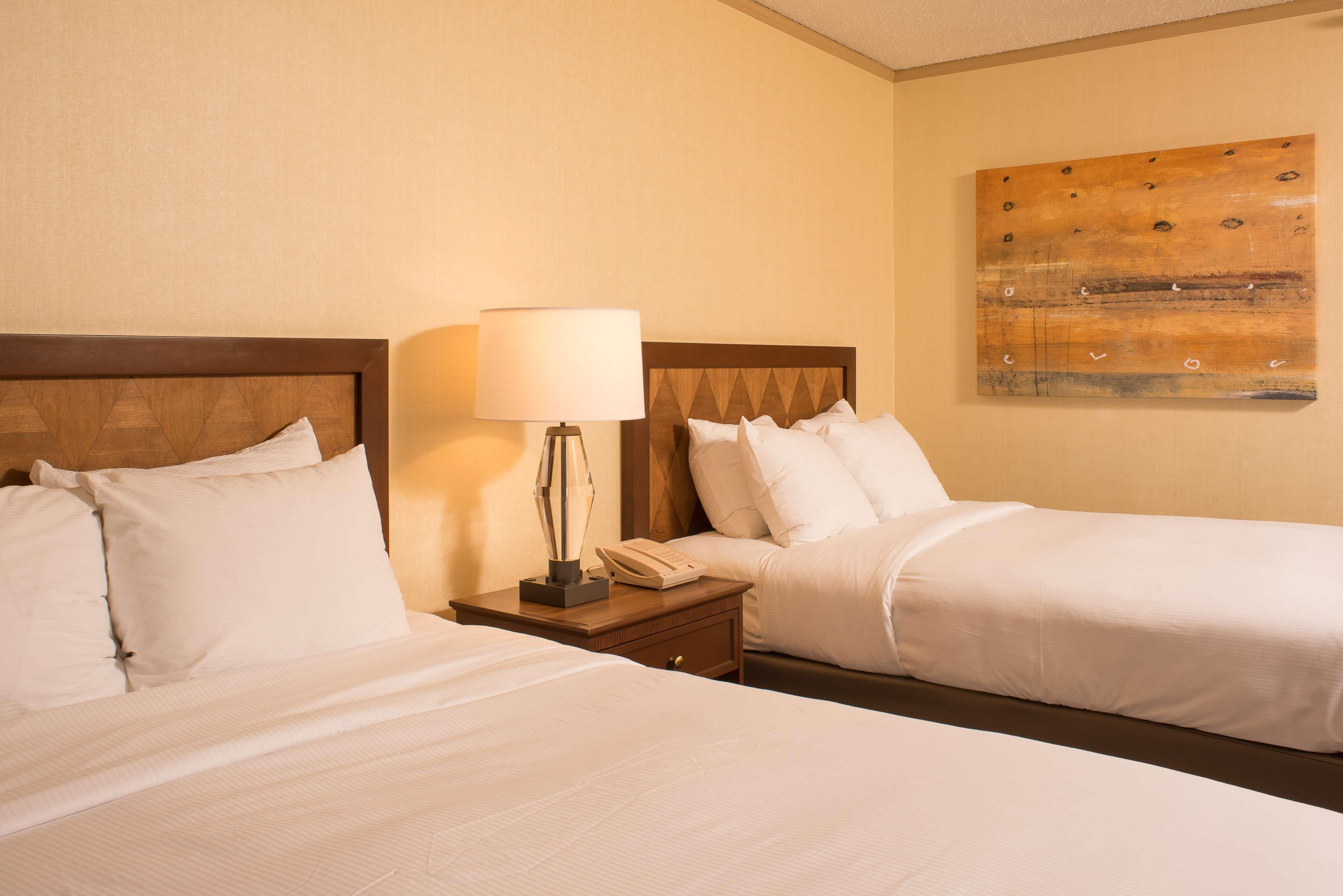 Doubletree By Hilton Tulsa At Warren Place Extérieur photo