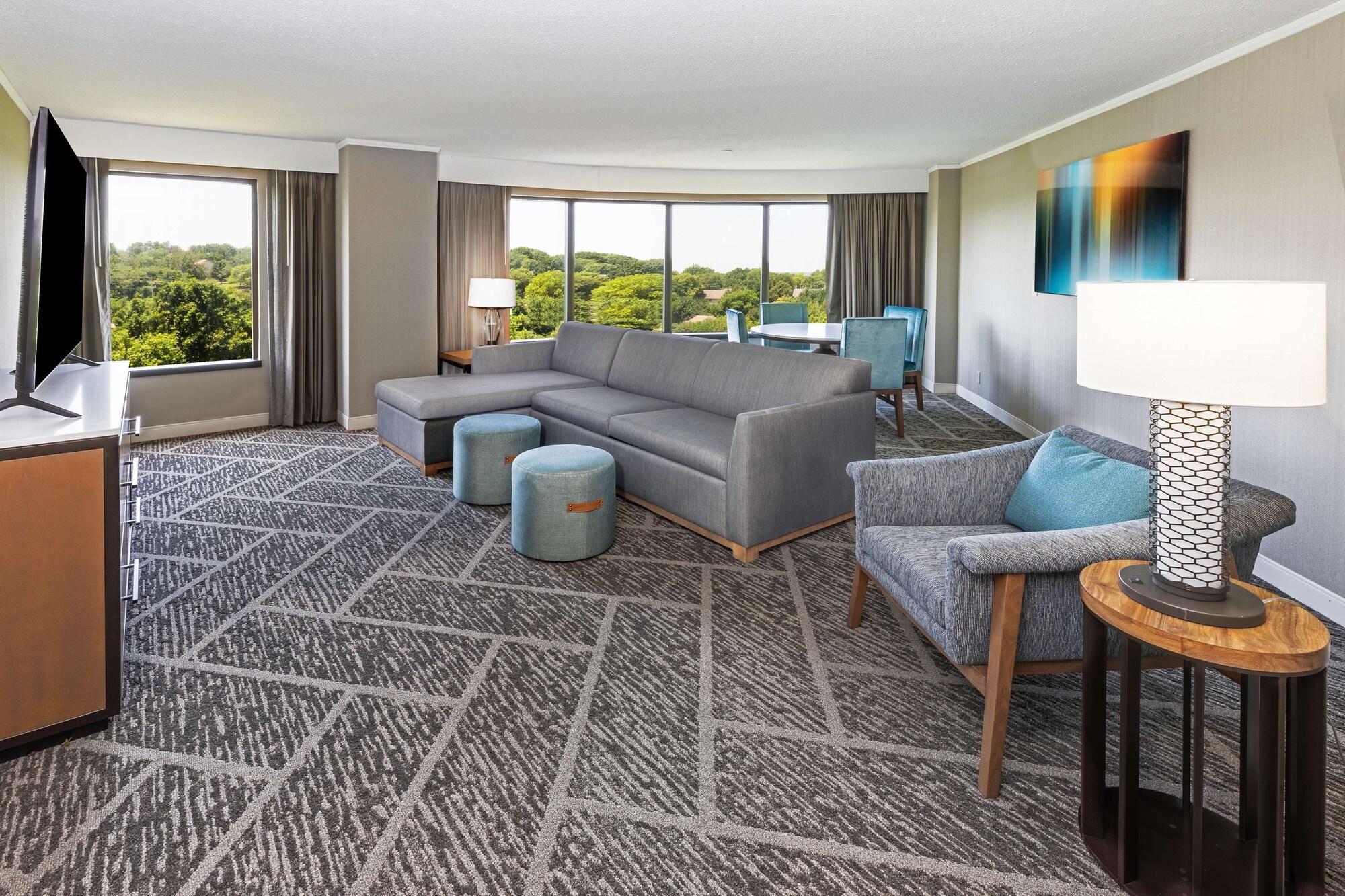 Doubletree By Hilton Tulsa At Warren Place Extérieur photo