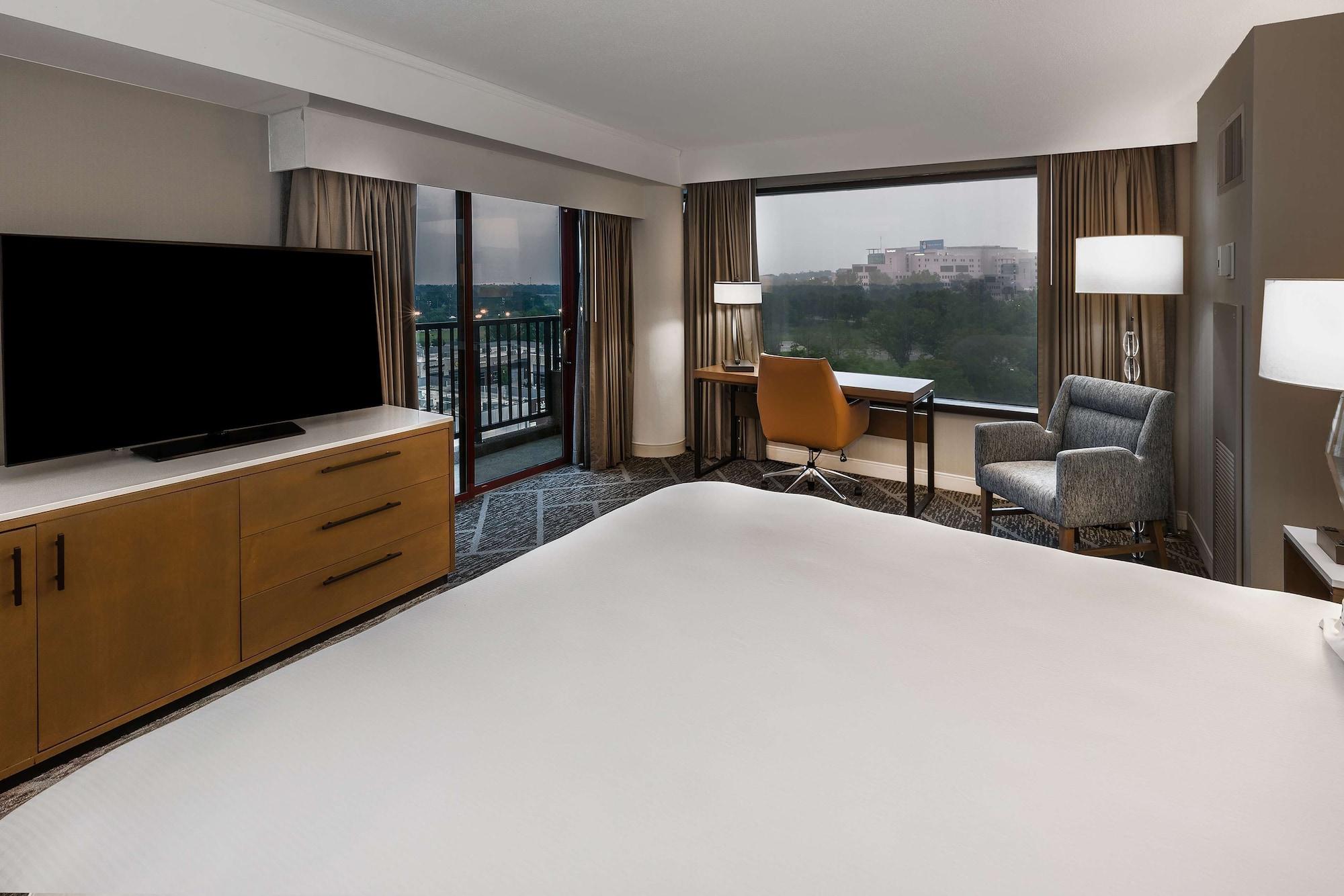Doubletree By Hilton Tulsa At Warren Place Extérieur photo