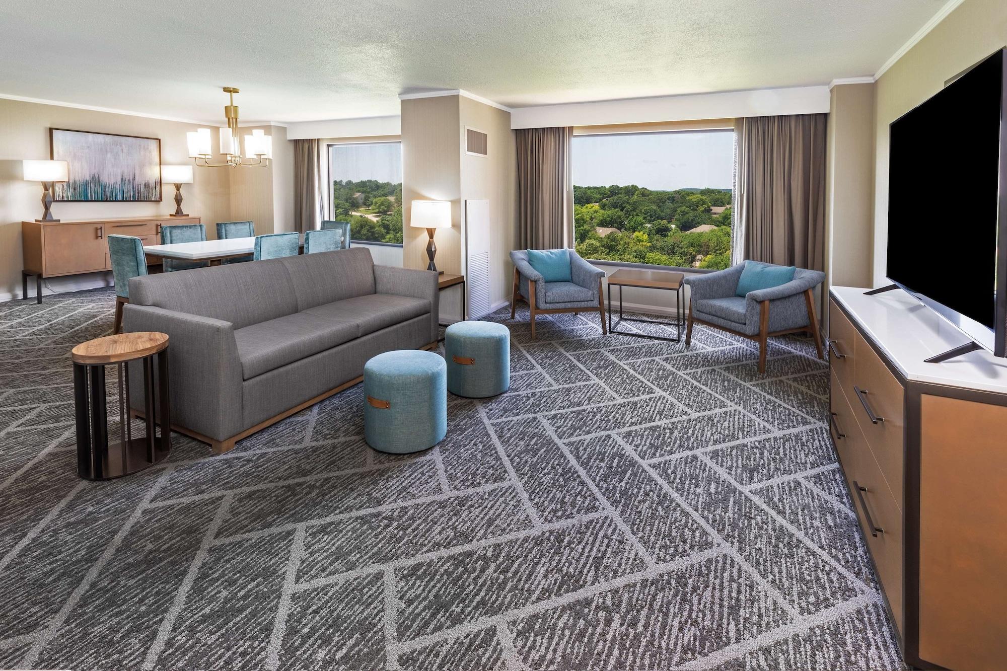 Doubletree By Hilton Tulsa At Warren Place Extérieur photo