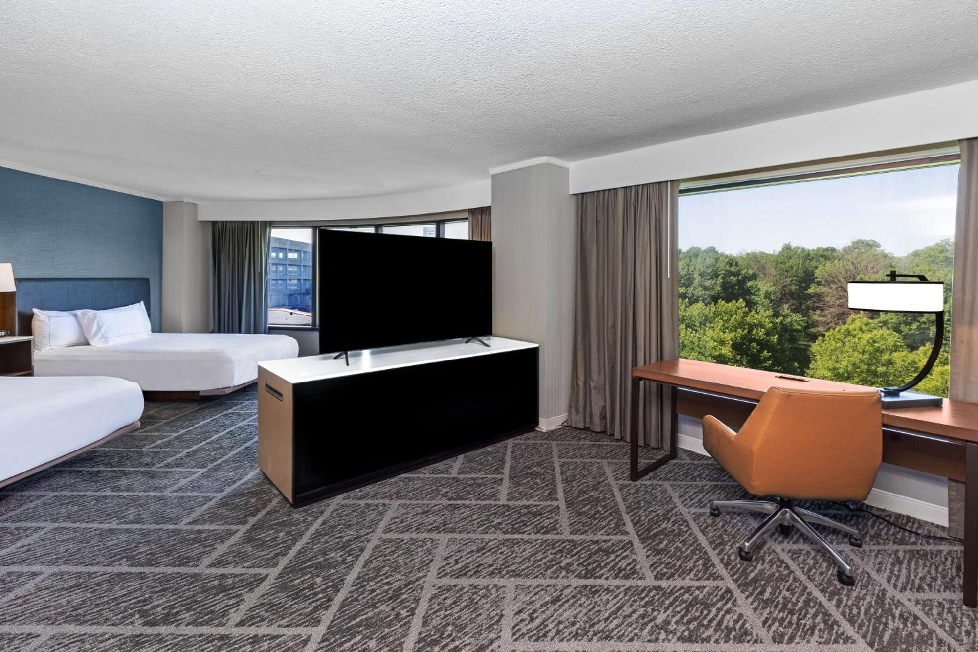 Doubletree By Hilton Tulsa At Warren Place Extérieur photo